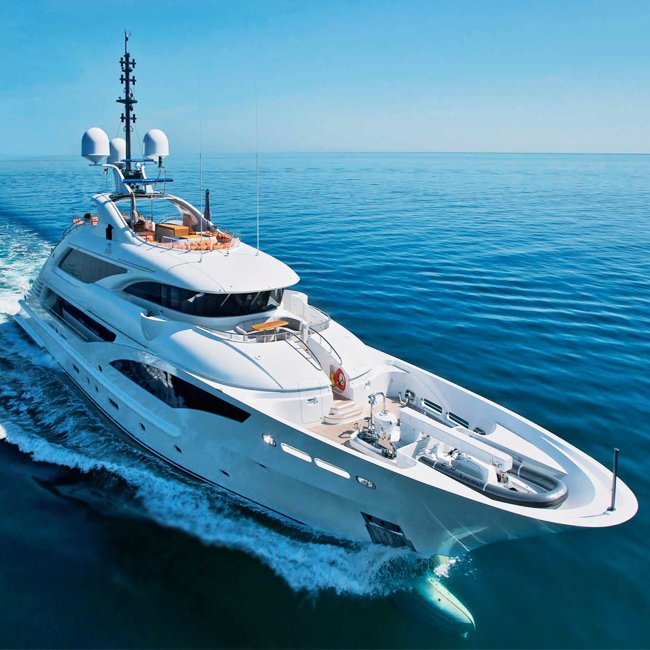 Cuento Luxury yachts charter